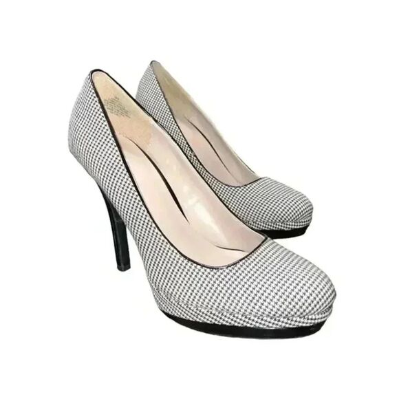 NINE & co. beautiful black & white pumps. - Picture 2 of 8